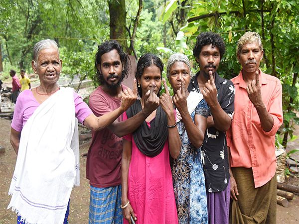 Voting progresses smoothly at Malappuram's Punchakkoli (Photo/ANI)