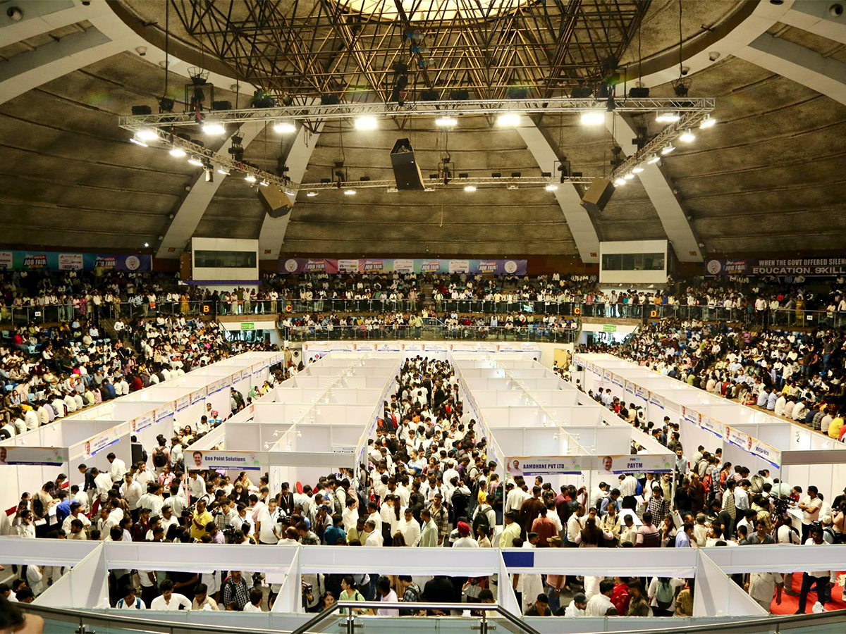  Indian Youth Congress organises mega job fair in Delhi. (Photo/X@SupriyaShrinate) 