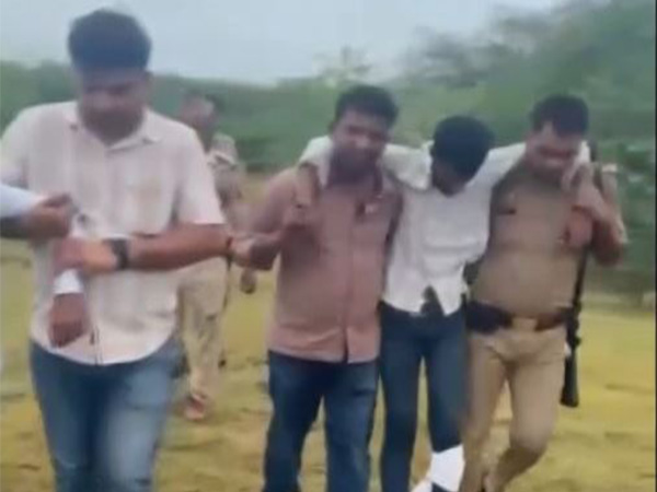 Uttar Pradesh Police capture three robbers in Unnao after encounter (Photo/ANI)