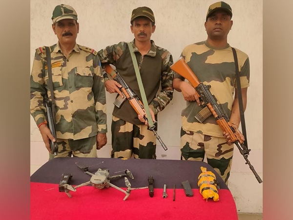BSF troops recovers drone with packet containing pistol parts (Photo/ANI)