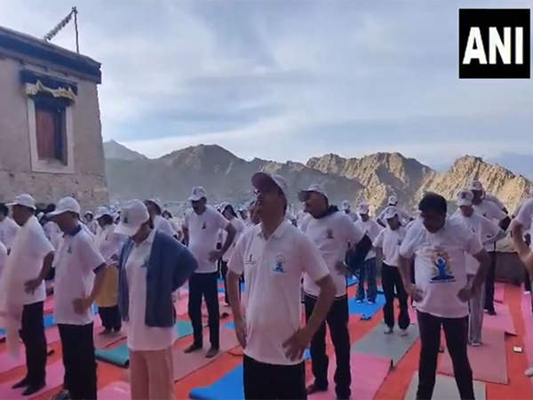 Arjun Ram Meghwal participates in Yoga Day celebrations in Leh (Photo/ANI) 