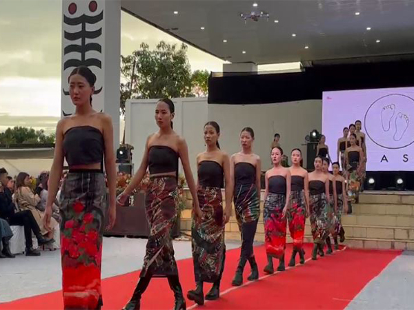 Models walk the ramp in Ukhrul (Photo/ANI)