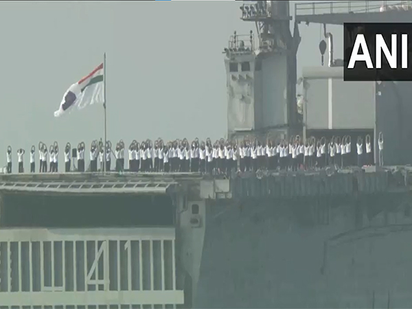 11000 personnel of the Indian Navy take part in International Yoga Day celebrations alongside PM Modi (Photo/ANI) 