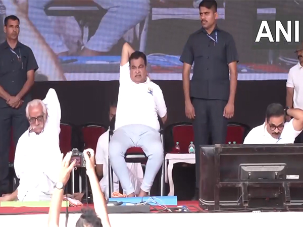 Minister Gadkari performing Gomukasana (Photo/ANI)