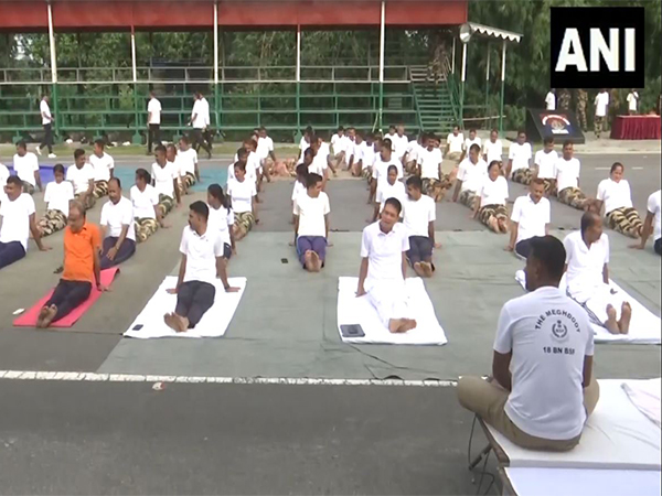 BSF personnel celebrates International Yoga Day in Siliguri (Photo/ANI) 