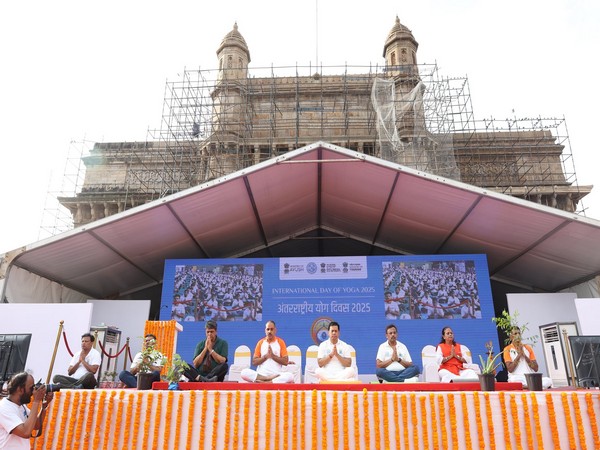 Union Minister Sarbananda Sonowal during International Yoga Day celebrations in Mumbai (Photo: @sarbanandsonwal/X) 