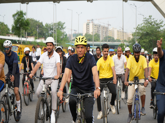 Minister of Youth Affairs & Sports Mansukh Mandaviya during Fit India Sundays on Cycle (Photo: SAI Media)