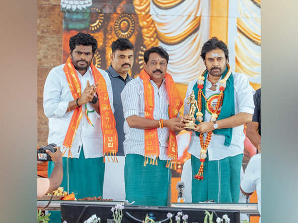 Bharatiya Janata Party (BJP) leader K Annamalai with Andhra Pradesh Deputy Chief Minister Pawan Kalyan at Muruga Bhaktargal conference (Photo/X@@annamalai_k) 