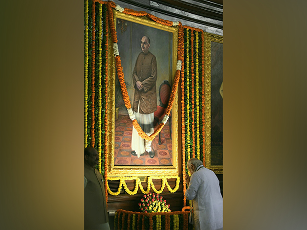 Prime Minister Narendra Modi paying homage to Dr. Syama Prasad Mookerjee in Parliament House (File Photo/X@narendramodi)