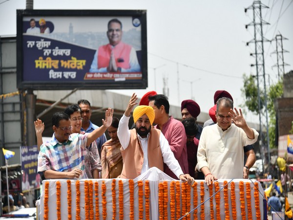 Former Delhi Chief Minister Arvind Kejriwal and Punjab Chief Minister Bhagwant Mann (Photo/X @BhagwantMann)