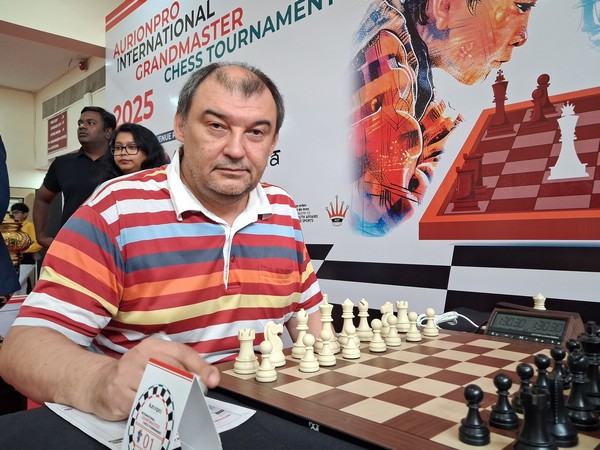 Grandmaster Aleksej Aleksandrov in action during Aurionpro International Grandmaster Chess Tournament (Image: )