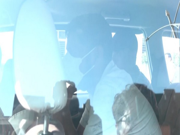 Accused Lokendra Singh Tomar being taken to court. (Photo/ANI)