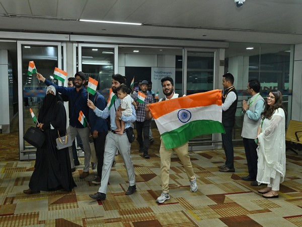 282 more Indians evacuated from Iran. (Photo/MEA)