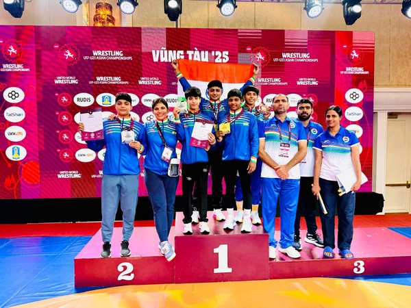 Indian Women's winning team at Under-17 Asian Wrestling Championships (Photo: WFI)