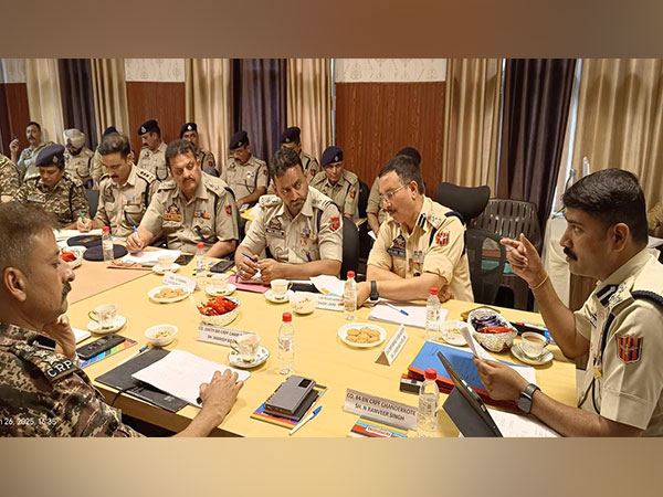 Doda-Kishtwar-Ramban (DKR) Range DIG Shridhar Patil holds meeting with senior officials. (Pic/Jammu and Kashmir police Ramban)