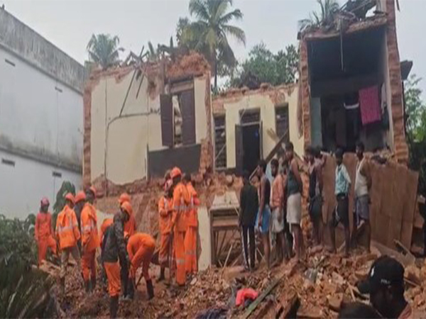Building collapsed in Kerala's Thrissur, claiming three lives (Photo/ANI)