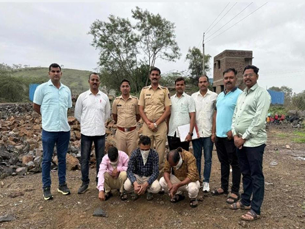 Military Intelligence, police nab three illegal Bangladeshi immigrants in Ahilyanagar (Photo/ANI)