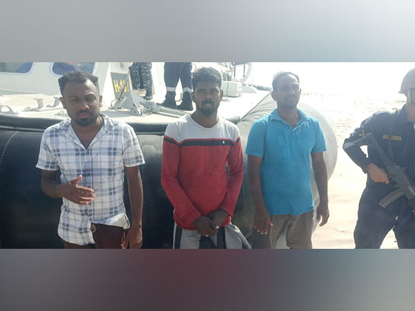 3 Sri Lankans who had set off from Sri Lanka to Tamil Nadu in an unidentified boat. (Photo/ANI)