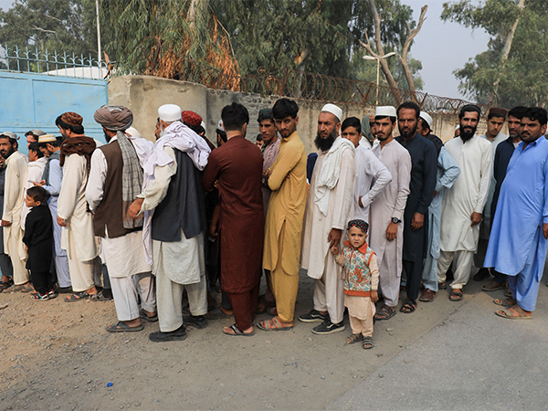 Afghan migrants deported from Iran (Source: Reuters)