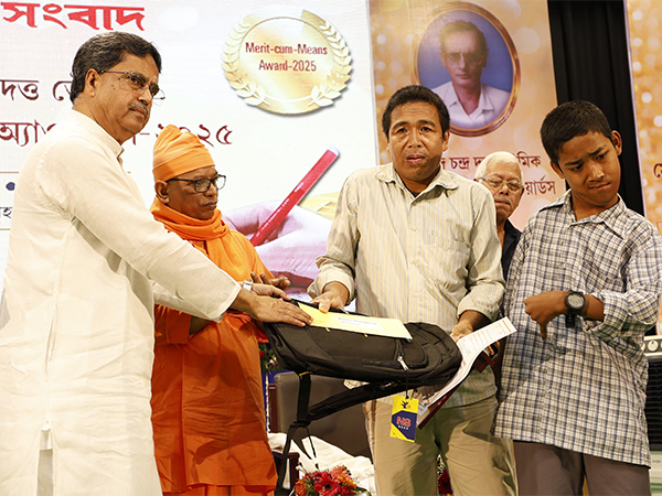 Tripura CM Manik Saha at the Bhupendra Chandra Dutta Bhowmik Merit-cum-Means Award - 2025 (Photo/CMO) 