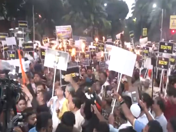 BJP demonstrated over the Kolkata gangrape (Photo/ANI)