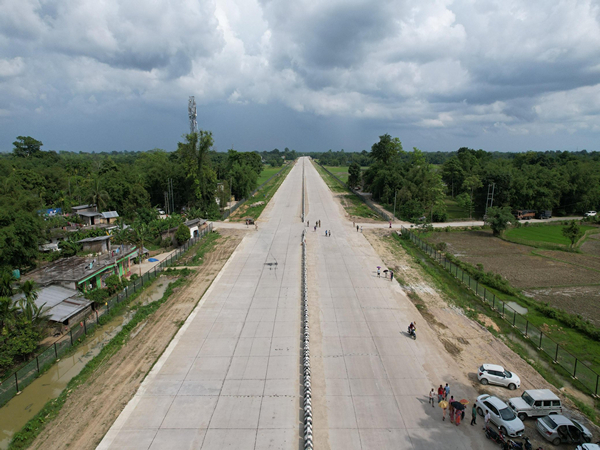 Emergency Landing Facility (EFL) being developed on National Highway 2 (Photo/X@himantabiswa)