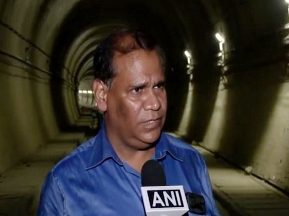 Divisional Electrical Engineer Md Zahid Akhtar