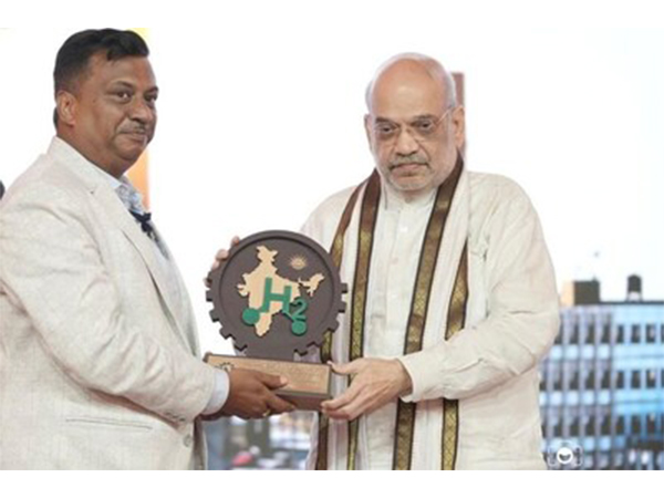 Shri Amit Shah and Mr. Sandeep Agarwal, MD, Greenzo