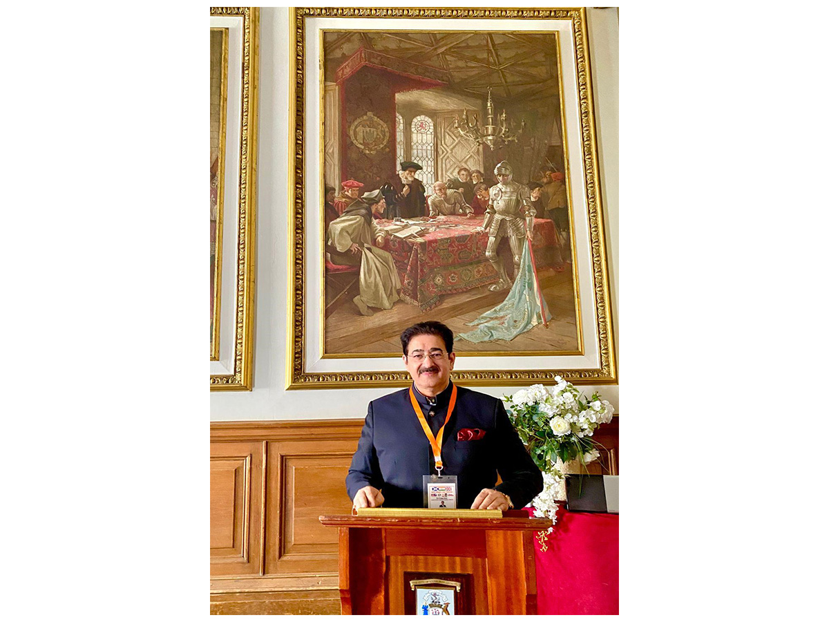 Edinburgh Salutes Indian Visionary Dr. Sandeep Marwah at Global Leadership Conclave