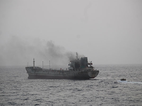 MT Yi Cheng 6 emits thick smoke as INS Tabar’s rescue operations continue,  (Photo/ Spokesperson of the Indian Navy )