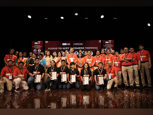 70 Toppers Across Competitive Exams Honoured at Deeksha Vedantu’s Vijayotsava 2025