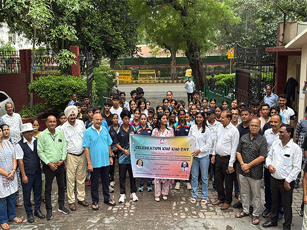 KKFI president Sudhanshu Mittal with officials and rally participants (Image: KKFI) KKFI president Sudhanshu Mittal with officials and rally participants (Image: KKFI)
