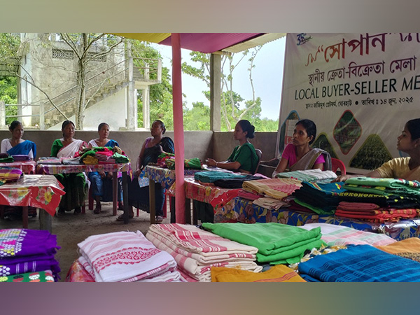 A glimpse of a buyer-seller meet for HEC-hit villagers in Eastern Assam(Photo/ANI) 