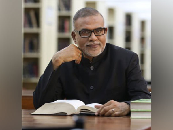 महाराष्ट्राच्या तीन-भाषा धोरणावर नरेंद्र जाधव समितीचा अहवाल ३ महिन्यांत