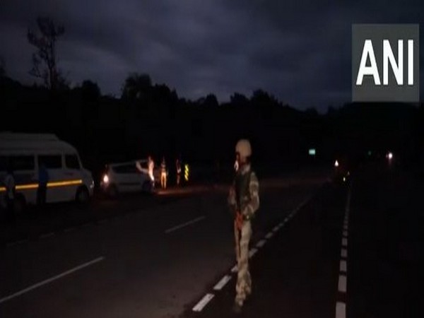 Security along the Jammu-Srinagar Highway