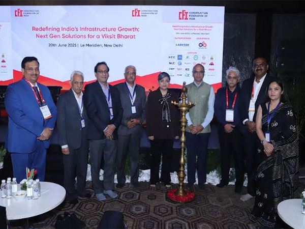  Lamp-lighting ceremony at CFI’s conference on “Redefining India’s Infrastructure Growth” held on 20th June 2025 at Le Meridien, New Delhi