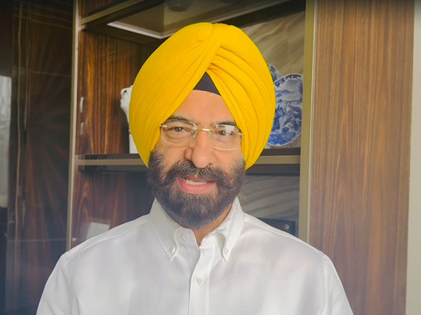 Delhi Minister Manjinder Singh Sirsa (Photo: Self Made)