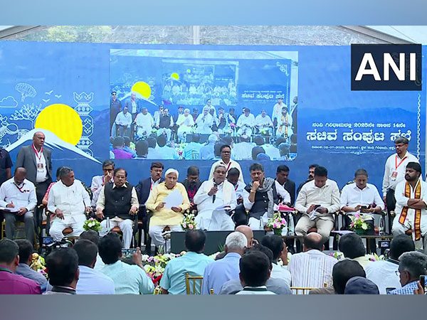 Karnataka cabinet addresses press conference (Photo/ANI)