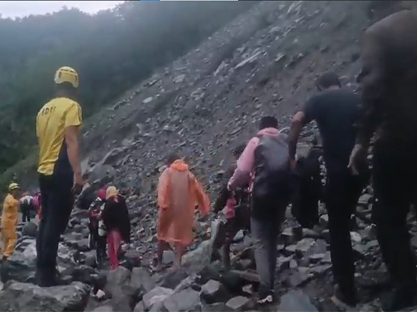 Glimpses from incident spot (Photo: @RudraprayagPol/X)