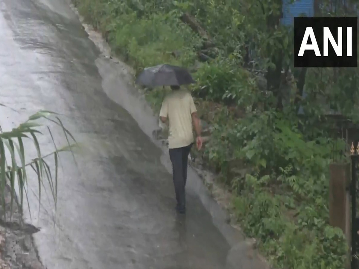 Mandi experiences heavy rainfall (Photo/ANI)