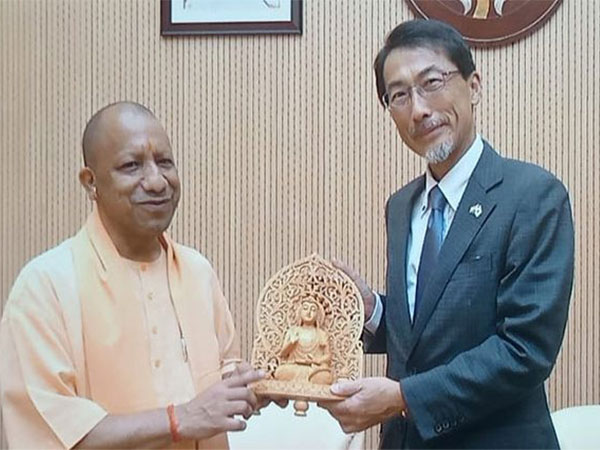  Uttar Pradesh Chief Minister Yogi Adityanath with Ambassador of Japan to India, ONO Keiichi (Photo/ANI)