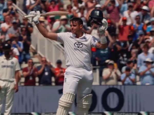 Jamie Smith (Photo: @englandcricket/X)