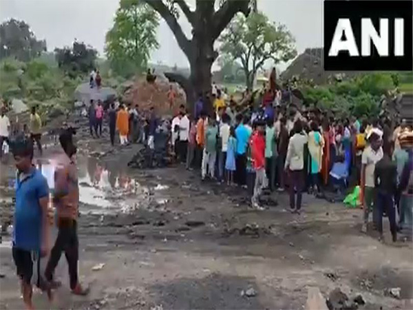Mine collapse in Jharkhand's Ramgarh (Photo/ANI)