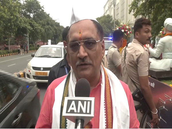  Delhi BJP President Virendra Sachdeva at the  Pandharpur Yatra in Delhi (Photo/ANI)