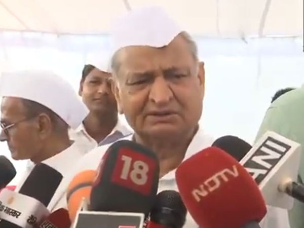 Former Rajasthan Chief Minister and Congress leader Ashok Gehlot (Photo/ANI) 