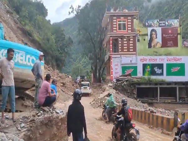 Traffic movement restored on Badrinath National Highway (Photo/ANI)