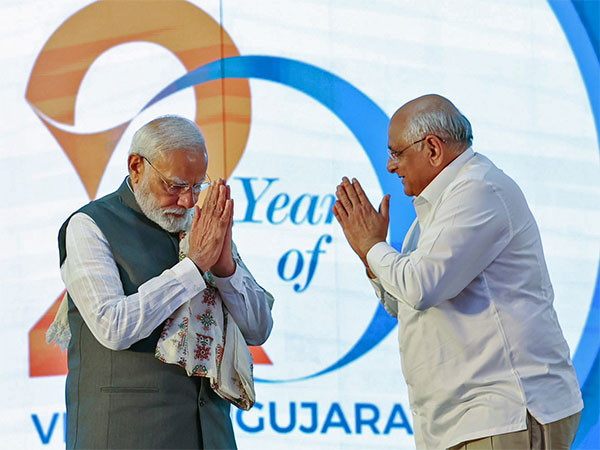 Prime Minister Narendra Modi and Gujarat CM Bhupendra Patel (Photo: Gujarat Information PR)