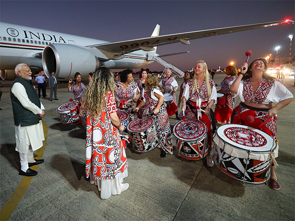 Batala Mundo band performs at Brasilia airport (Image: X@narendramodi) Batala Mundo band performs at Brasilia airport (Image: X@narendramodi)
