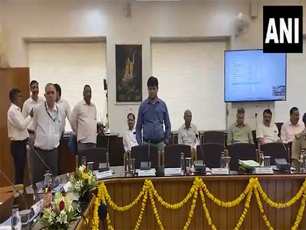 UP DGP, Chief Secretary and officials of Haryana in meeting on Kanwar Yatra (Photo/ANI)