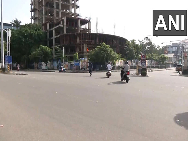 Public transport, shops shut in Kerala's Ernakulam during Bharat Bandh on Wednesday (Photo/ANI) Public transport, shops shut in Kerala's Ernakulam during Bharat Bandh on Wednesday (Photo/ANI)